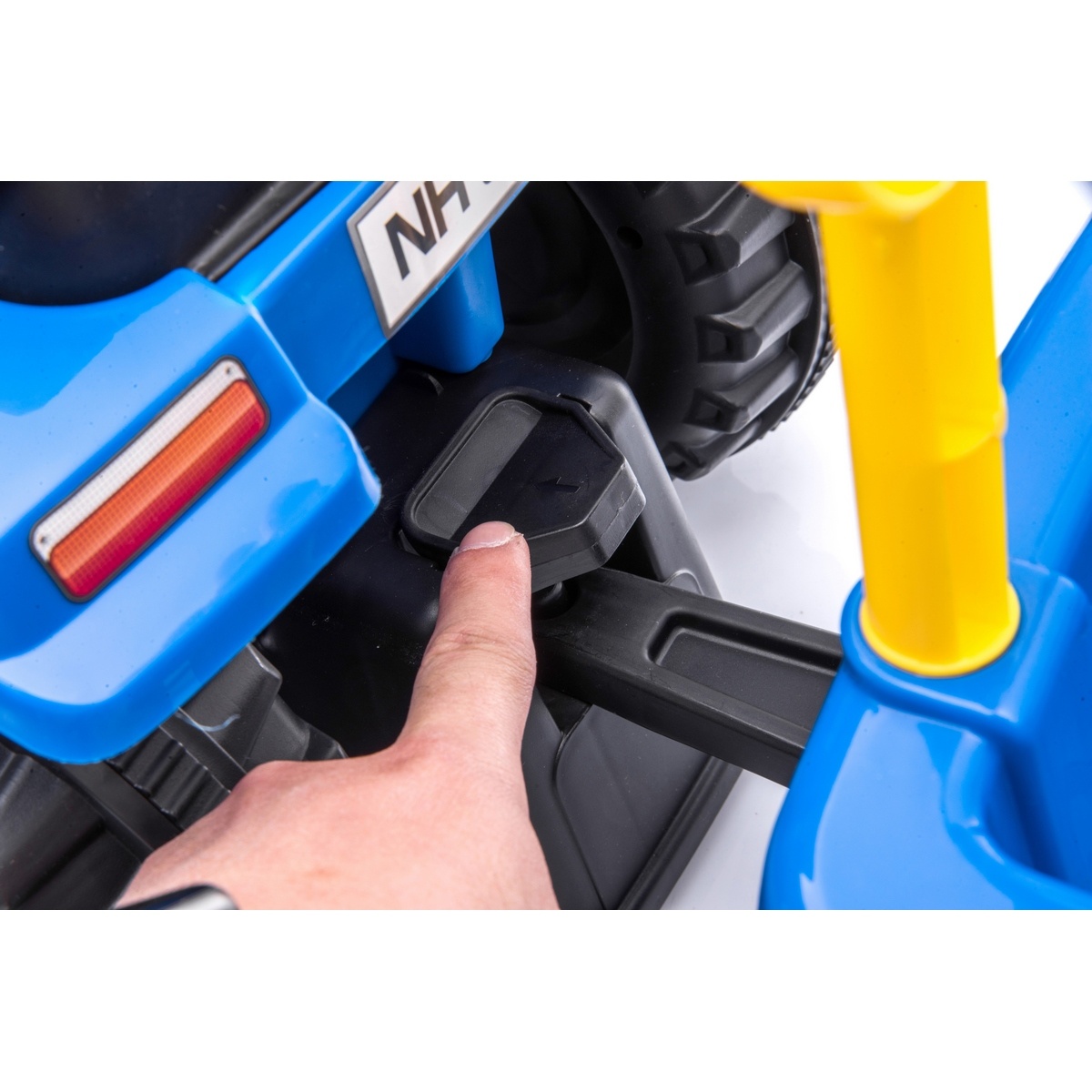 Buddy Toys BPC 5175 Odstrkovadlo New Holland T7 – Obrázok 9
