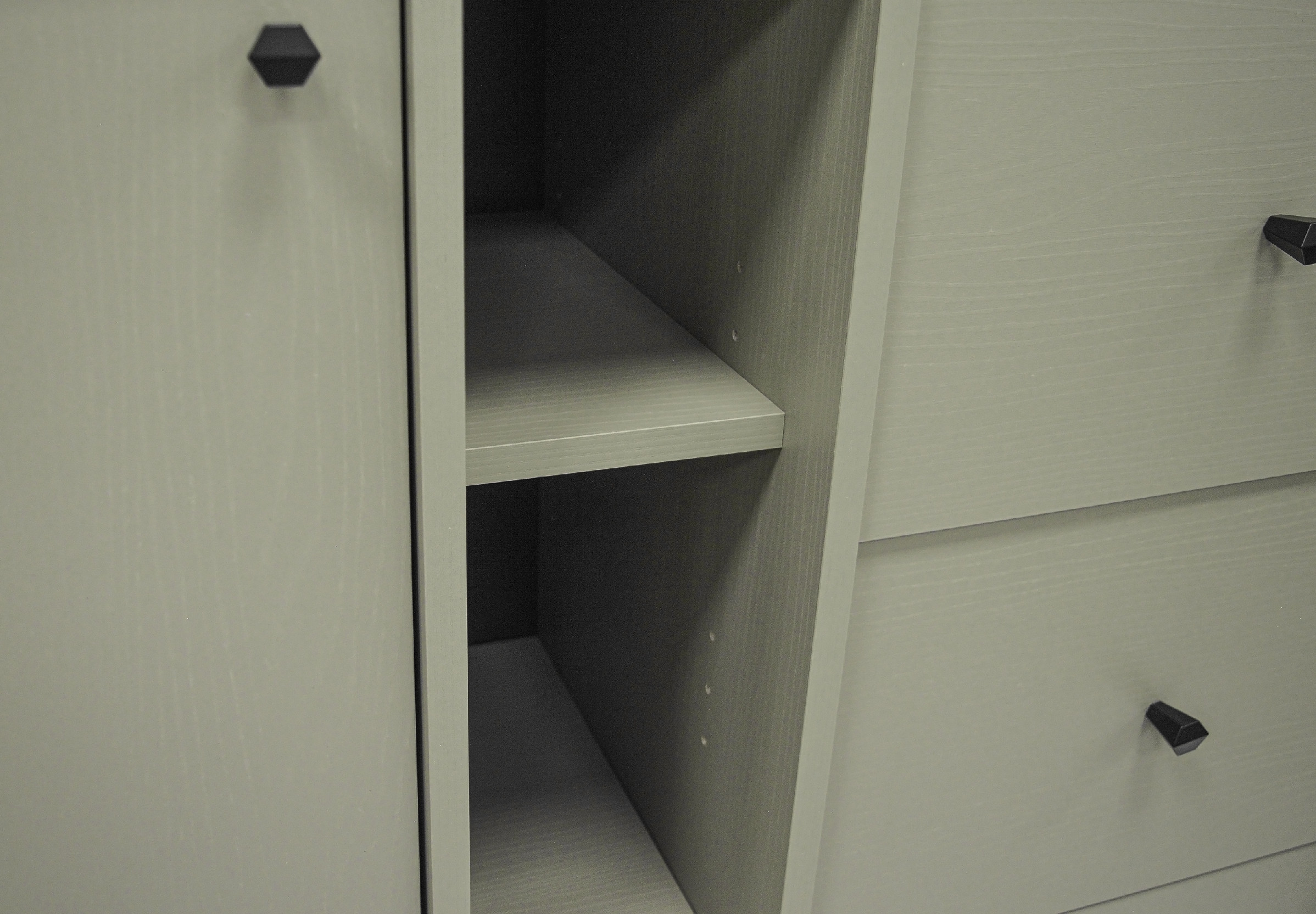 ArtLemp Komoda YEDDO 2 1F3S | čierna – Obrázok 7