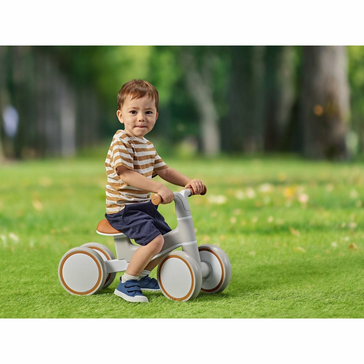 Buddy Toys BPB 1123 Odrážedlo KVADROLET – Obrázok 3