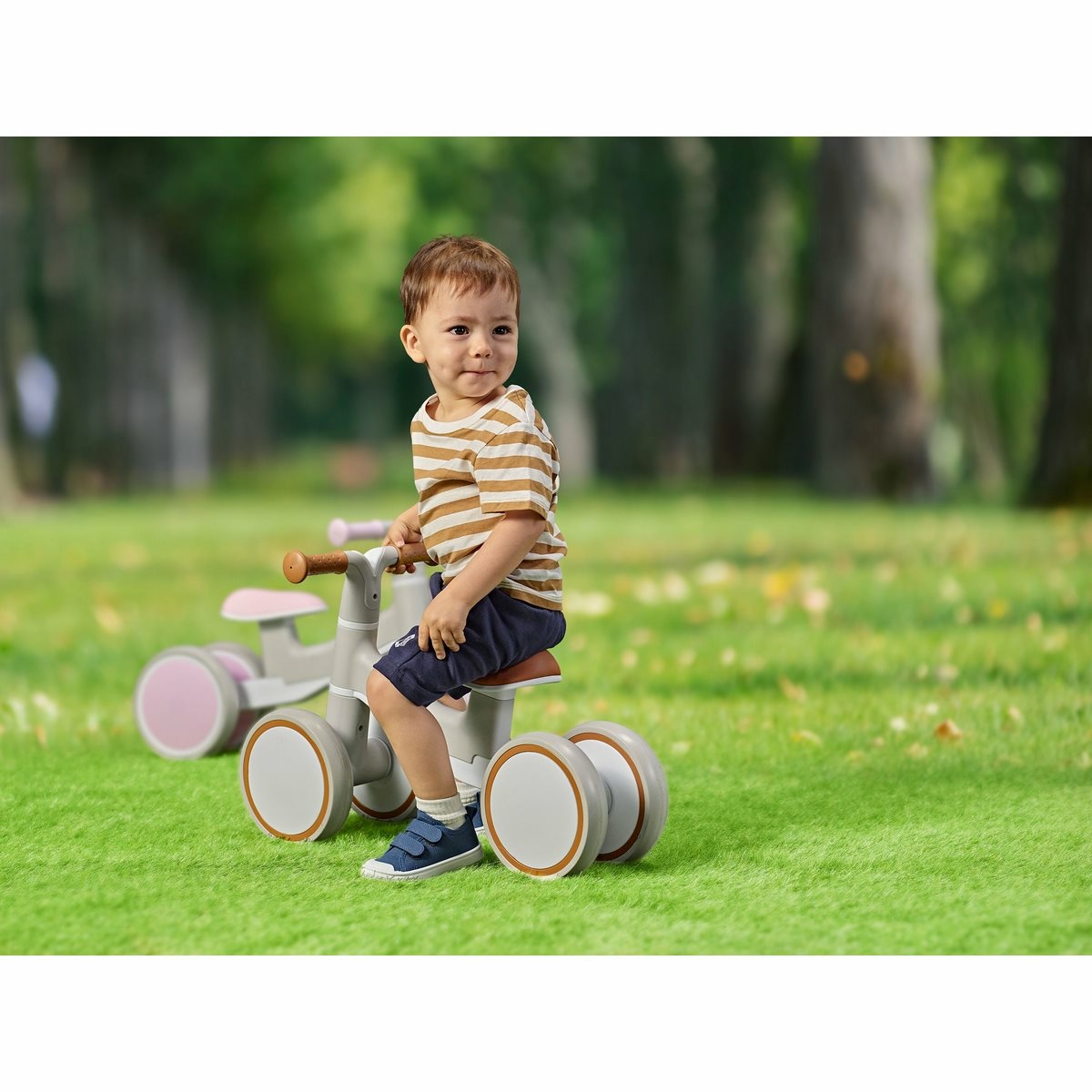 Buddy Toys BPB 1123 Odrážedlo KVADROLET – Obrázok 4
