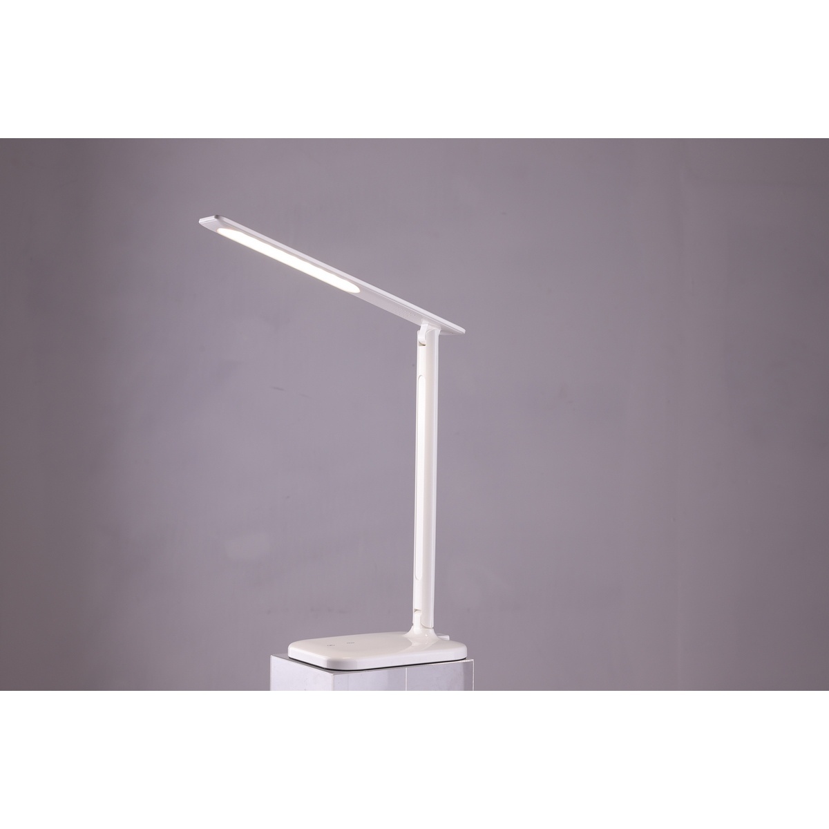 Retlux RTL 201 Stolová LED lampa s krokovým stmievaním biela, 5 W – Obrázok 4