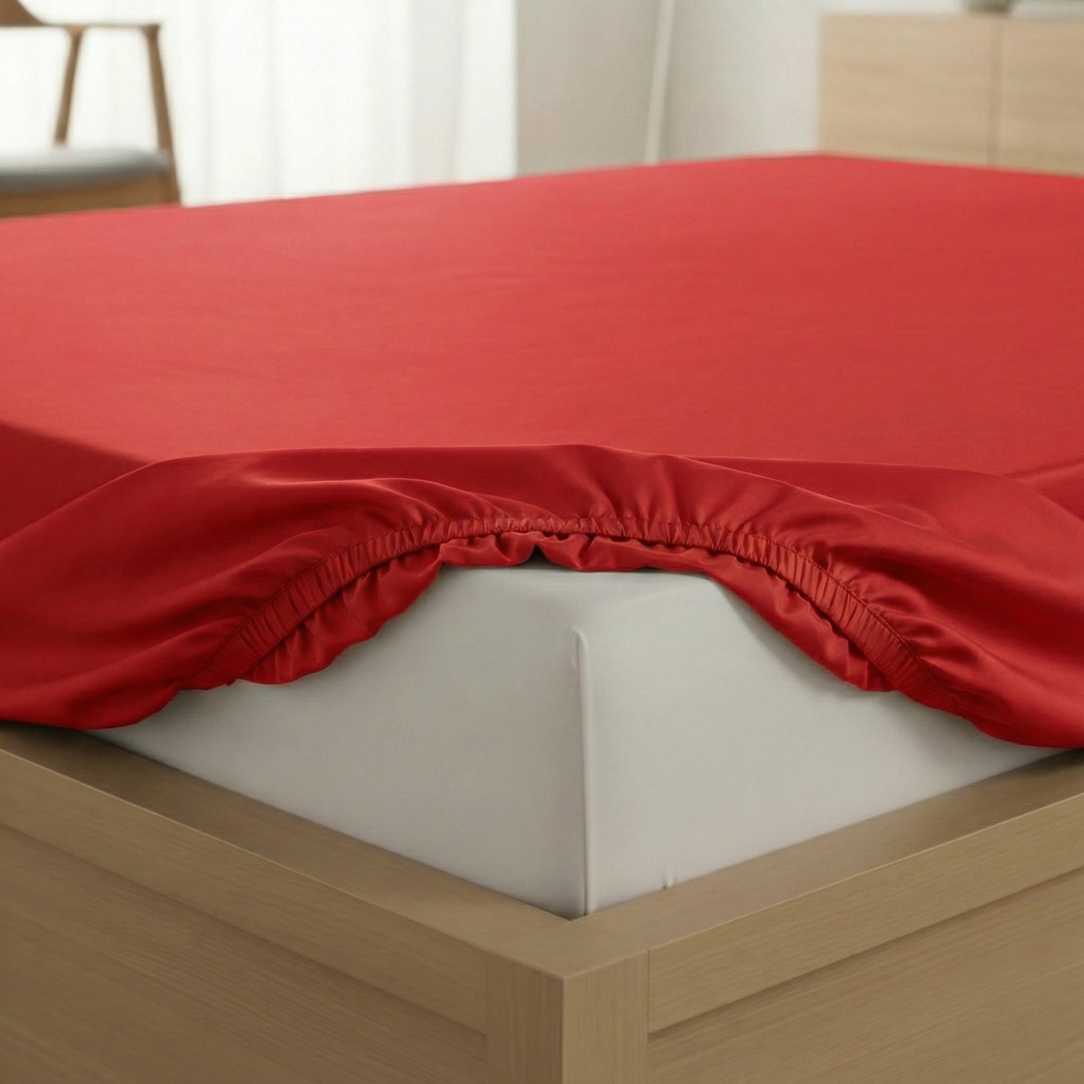 Kvalitex Saténové prestieradlo s gumou červená, 140 x 200 cm – Obrázok 2