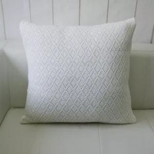 Obliečka na vankúš Sveter (2) 45×45 biely